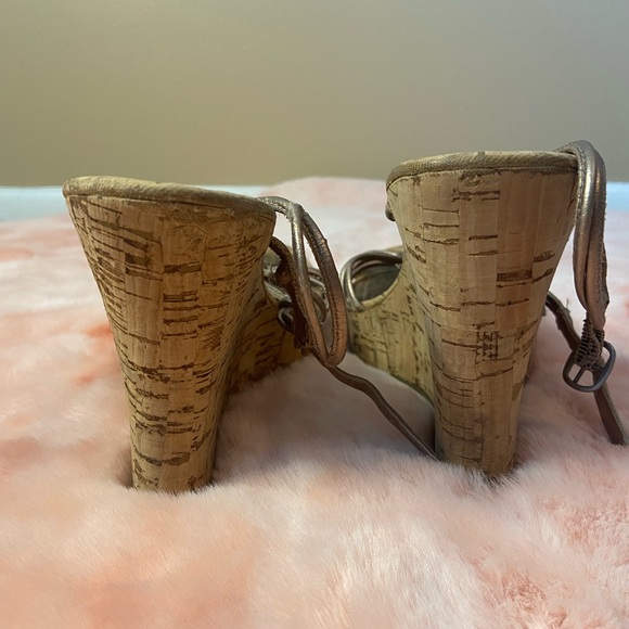 ❤️ Banana Republic wedge sandals! Size 8 US. - Picture 9 of 14